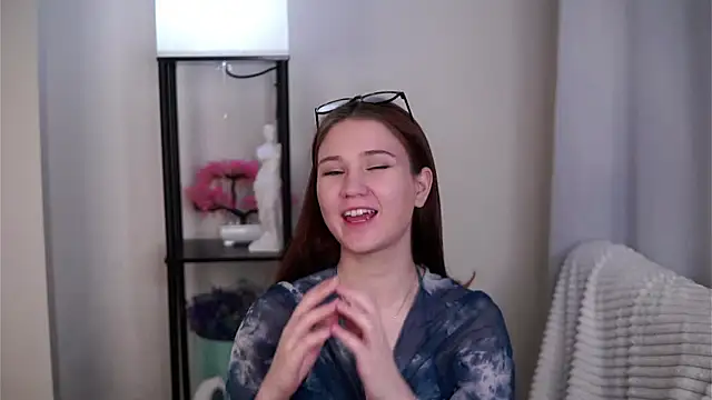 Онлайн чат XXX TemikaAltvater