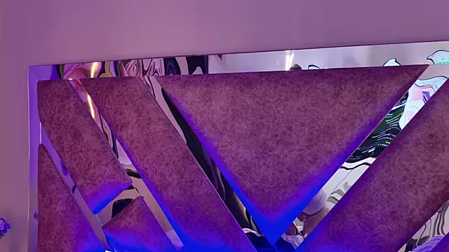 AmmyJones_'s Live XXX Chat