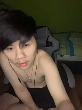 Kingpowerlittel webcam show