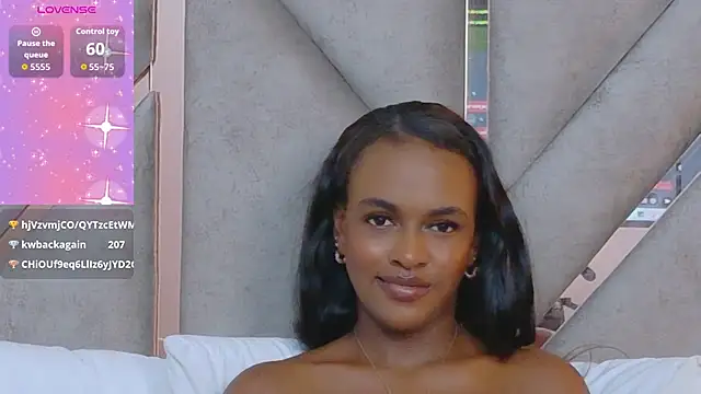 Sally-Noaのライ  ブXXXチャット