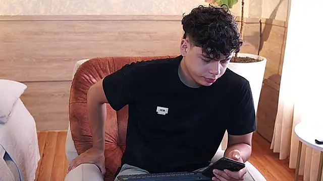 Ethan_occonorのライブXXXチャット