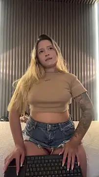 MiaPetit_n Live XXX chat