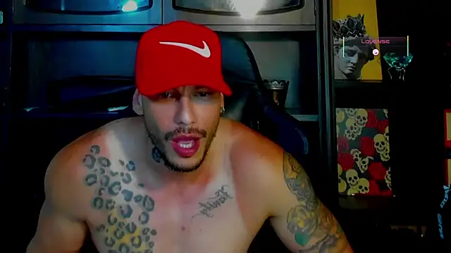 RickG_Oficial's Live XXX Chat