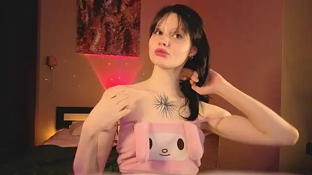 MiaNixy élő XXX-chatje