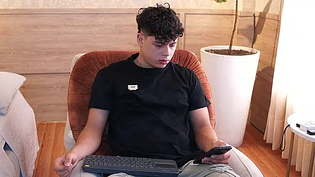 Ethan_occonor – Naživo XXX chat