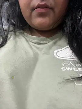 Chat +18 de radhikkaa ao vivo