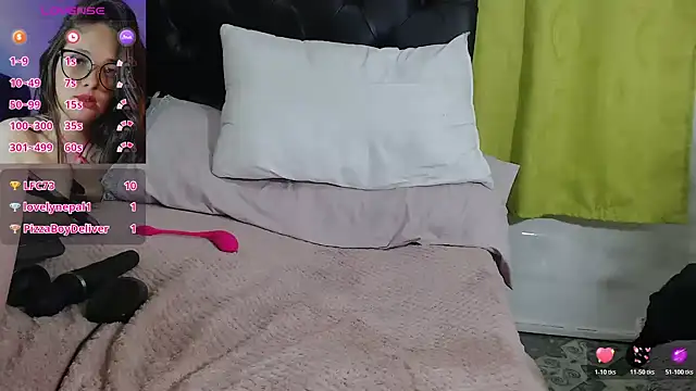 Chat XXX en directo de KrystalAdams