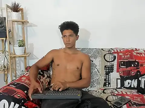 Yoel_hot2004 – webcam-show