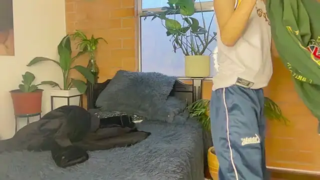 Andy_Belier23 Chat XXX in diretta