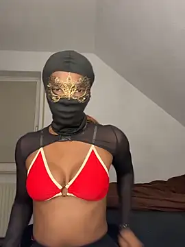 แชท XXX สดของ KiaraAmara