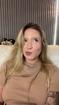 MiaPetit_: απευθείας συνομιλία ΧΧΧ