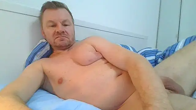 handsomebodyn Live XXX chat