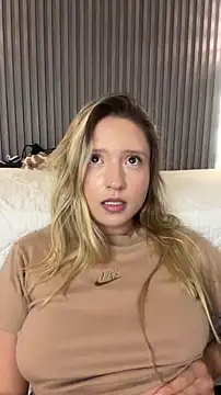 دردشة MiaPetit_ الجنسية المباشرة