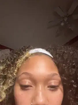 Tamiii420: απευθείας συνομιλία ΧΧΧ