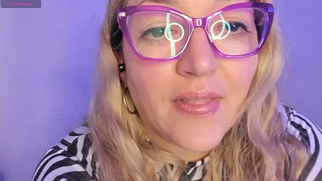 Naty_Mature_ Webcam Show