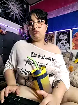 Lilith_Oni66 élő XXX-chatje