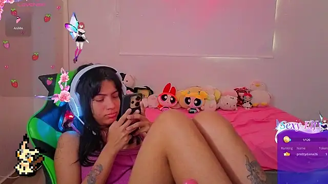 Lovelyamyy élő XXX-chatje