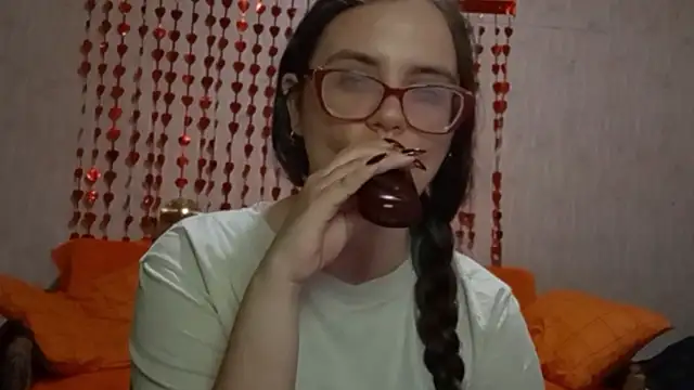 Chat XXX ao vivo de Miyabeee