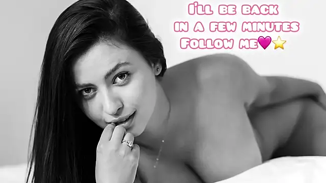 Sara_Squirting_Heels – Live XXX-chat