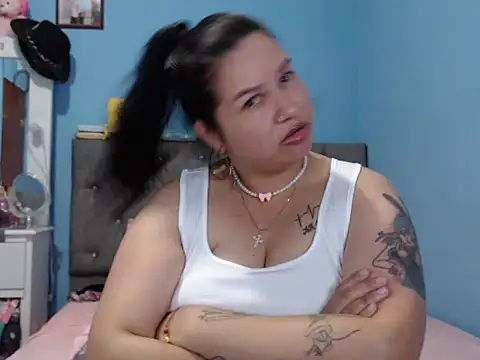 nathaliaGIMENEZ Adlı Modelin Canlı XXX Sohbeti