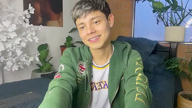 Andy_Belier23のライブXXXチャット