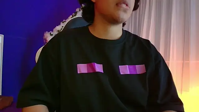 Онлайн чат XXX Emmapark_