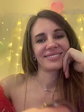 LucieMack লাইভ XXX চ্যাট