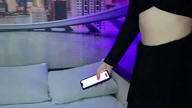 MonicaSweetxのライブXXXチャット