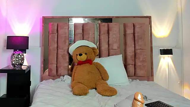 Pertunjukan Kamera Web Luna_Soft_