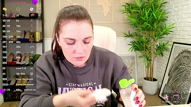 SelineSole: απευθείας συνομιλία ΧΧΧ