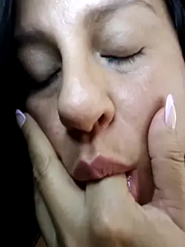 whitegirl0122 라이브 XXX 채팅