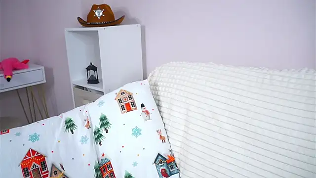 SunnivaCovil Adlı Modelin Canlı XXX Sohbeti