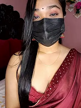 Show modela ariya-03 na web-kameri