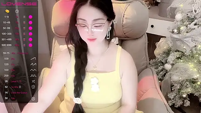 Monica-666888-'s Webcam Show