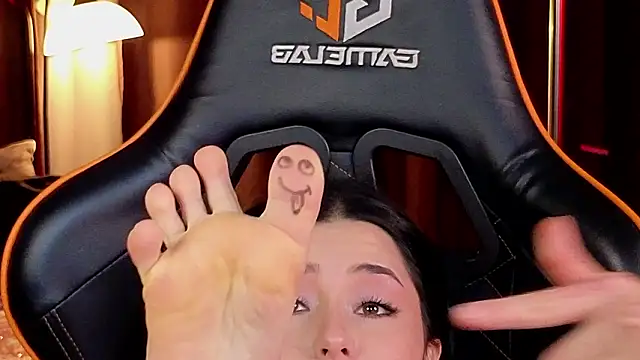 RedMidnight 网络视讯表演