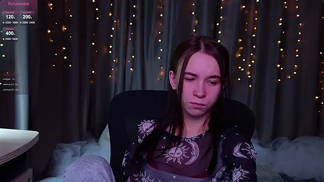 Онлайн чат XXX LilithStrangfor