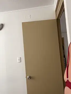 WhiteWomen's Live XXX Chat