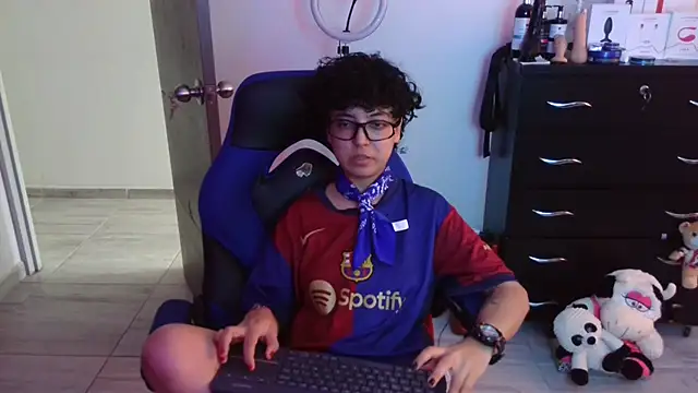 thomascooper7 élő XXX-chatje