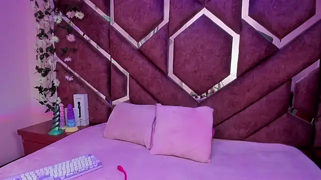 Victoria_Rossy Live XXX Chat