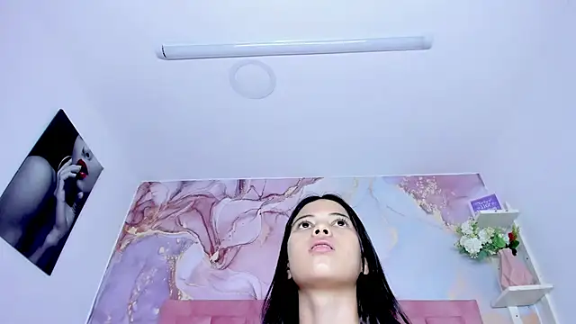 LizzMartinのライブXXXチャット