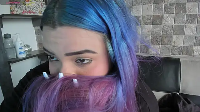 Sophia_cyrus11 live XXX chat