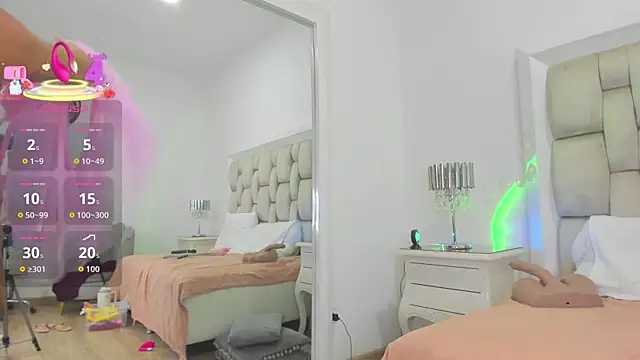 ValerieSoto: онлайн-секс-чат