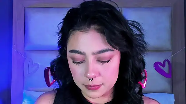 Chat XXX en directo de TaniaRedd_