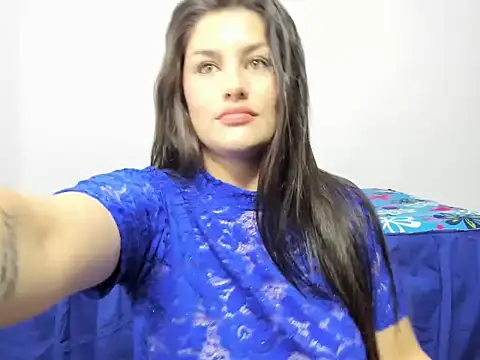 Karina27のライブXXXチャット