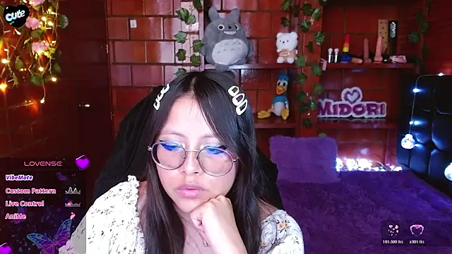 MidoriQuiinnのライブXXXチャット