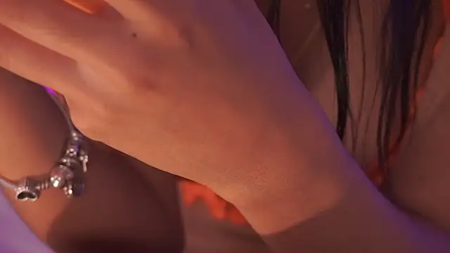 Онлайн чат XXX LillyThompson