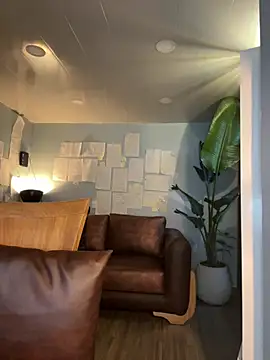 Canneela's Live XXX Chat