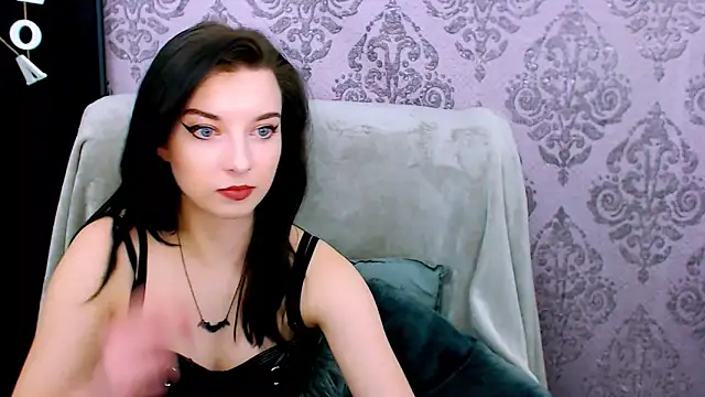 XXX chat uživo modela DominantLuna