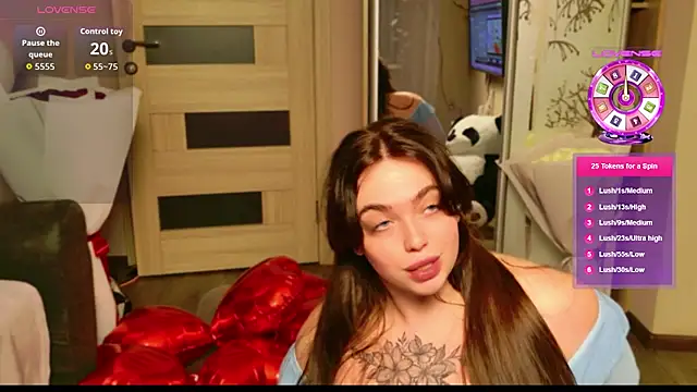 แชท XXX สดของ AliraX