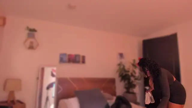 Онлайн чат XXX YariRose